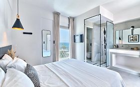 Magoo Suites