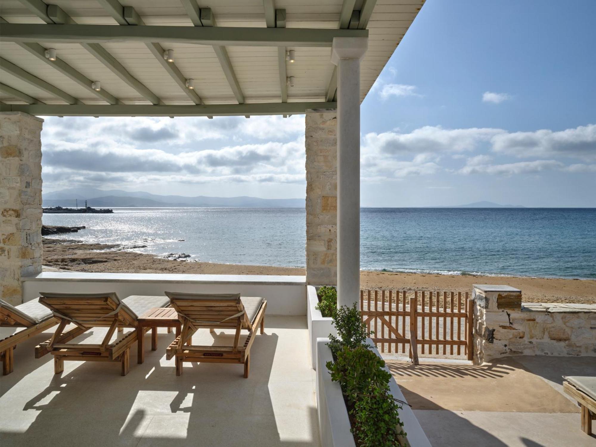 Magoo Suites Logaras Exterior photo