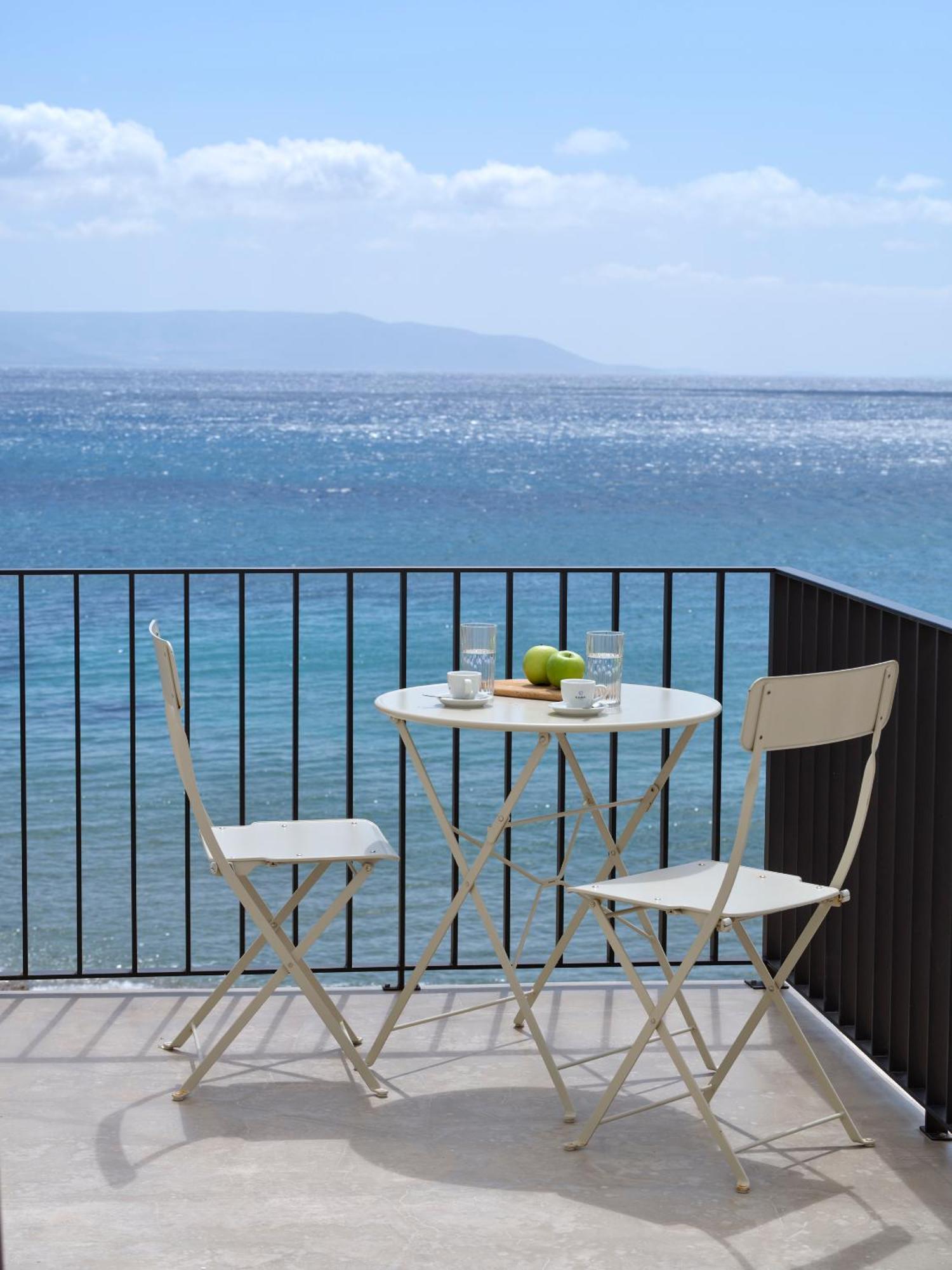 Magoo Suites Logaras Exterior photo